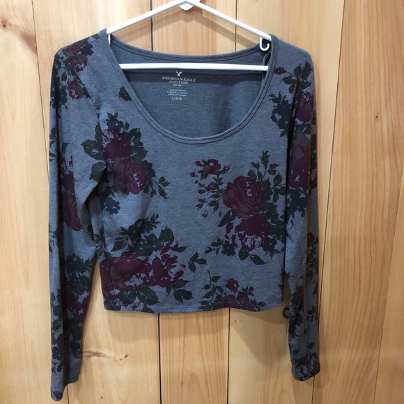 American Eagle Outfitters Tops - American Eagle Floral Crop Top